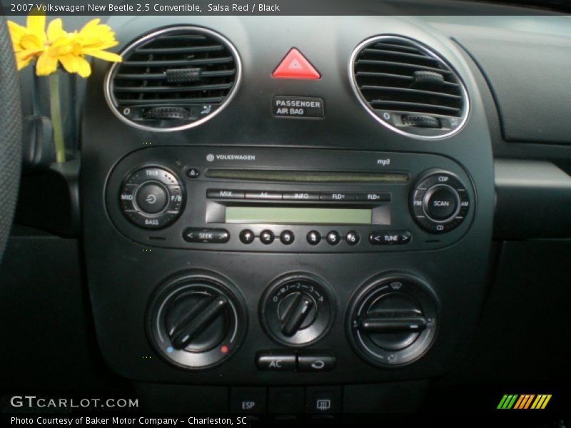 Salsa Red / Black 2007 Volkswagen New Beetle 2.5 Convertible