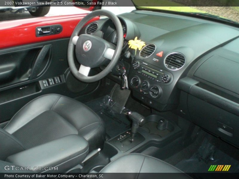 Salsa Red / Black 2007 Volkswagen New Beetle 2.5 Convertible