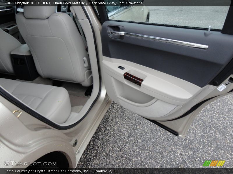 Linen Gold Metallic / Dark Slate Gray/Light Graystone 2006 Chrysler 300 C HEMI