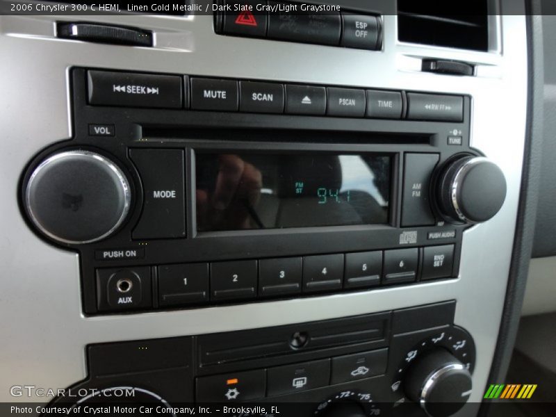 Linen Gold Metallic / Dark Slate Gray/Light Graystone 2006 Chrysler 300 C HEMI