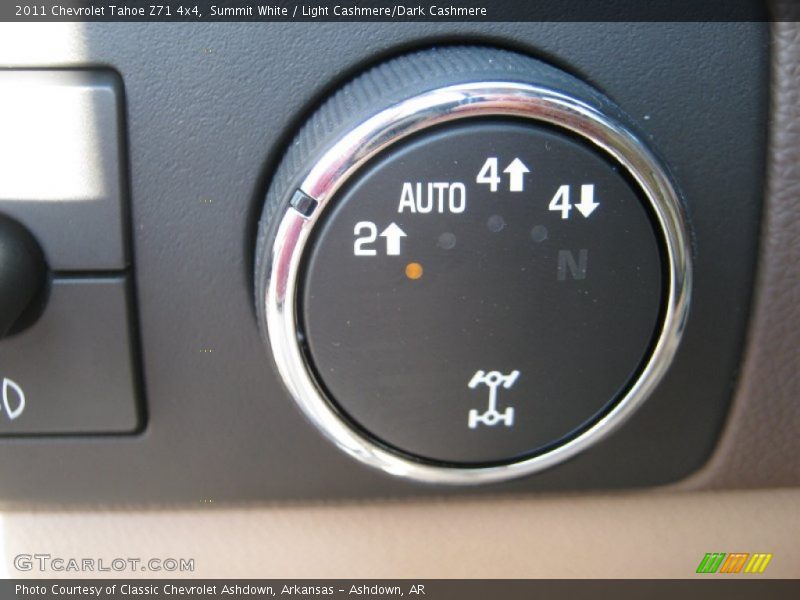 Summit White / Light Cashmere/Dark Cashmere 2011 Chevrolet Tahoe Z71 4x4