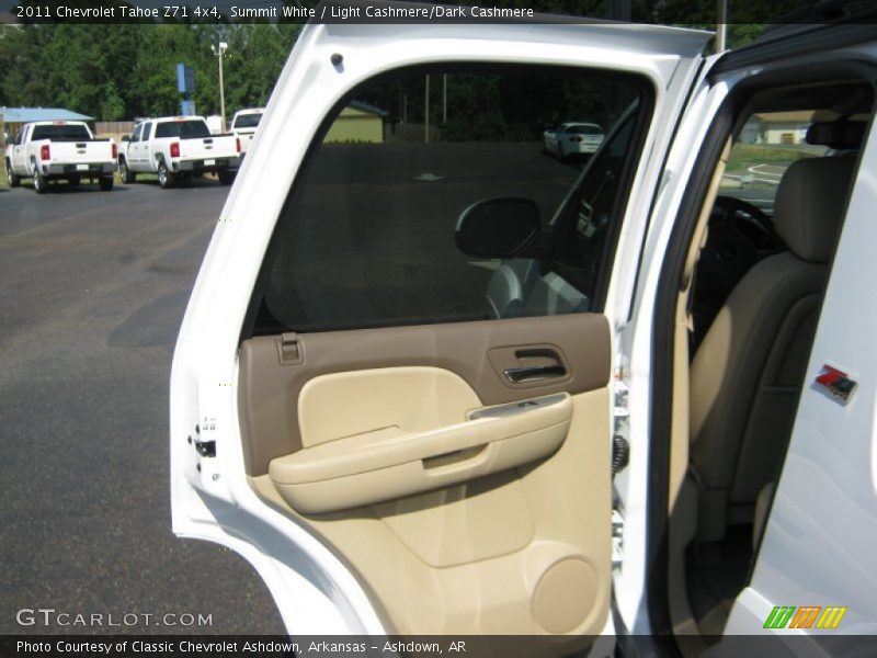 Summit White / Light Cashmere/Dark Cashmere 2011 Chevrolet Tahoe Z71 4x4