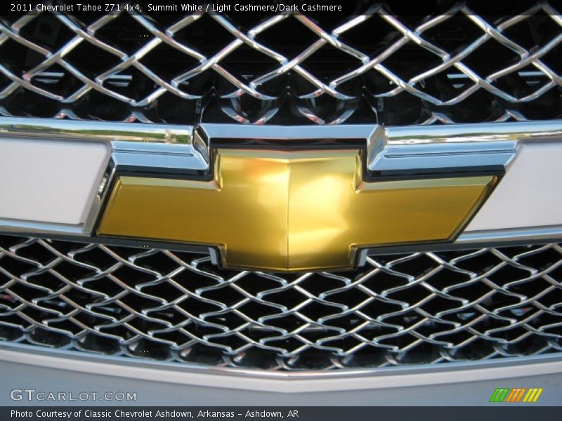 Summit White / Light Cashmere/Dark Cashmere 2011 Chevrolet Tahoe Z71 4x4