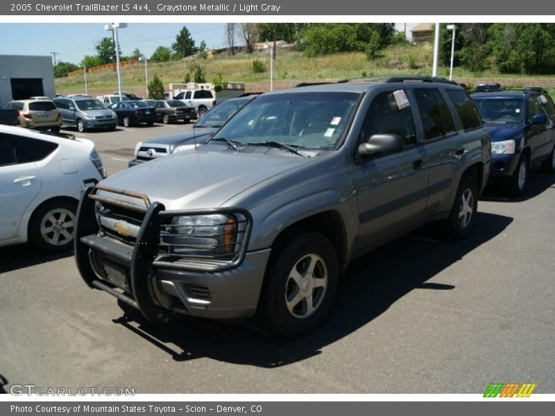 Graystone Metallic / Light Gray 2005 Chevrolet TrailBlazer LS 4x4