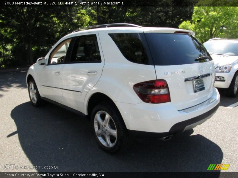 Arctic White / Macadamia 2008 Mercedes-Benz ML 320 CDI 4Matic
