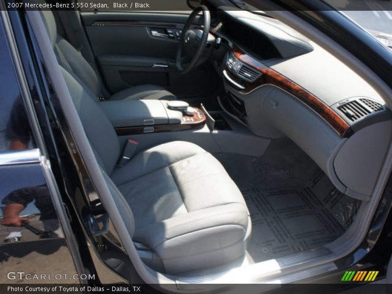 Black / Black 2007 Mercedes-Benz S 550 Sedan