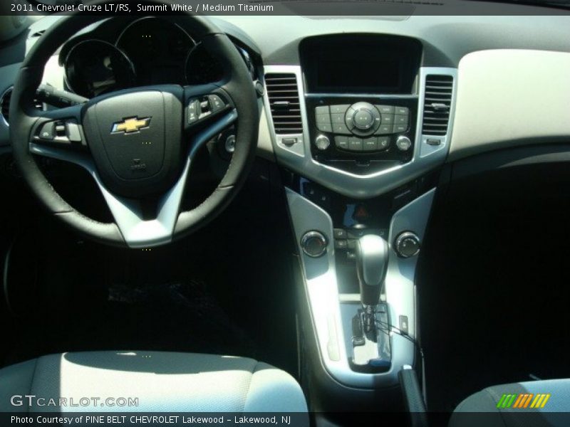 Summit White / Medium Titanium 2011 Chevrolet Cruze LT/RS