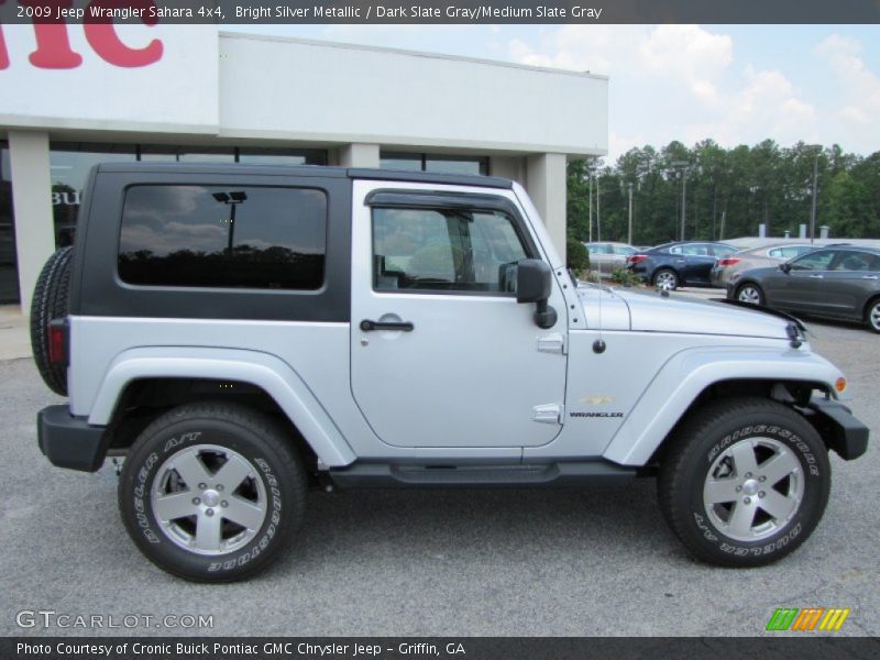 Bright Silver Metallic / Dark Slate Gray/Medium Slate Gray 2009 Jeep Wrangler Sahara 4x4