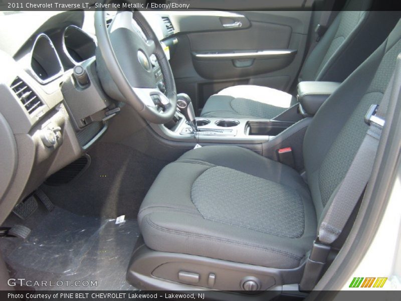 Silver Ice Metallic / Ebony/Ebony 2011 Chevrolet Traverse LT