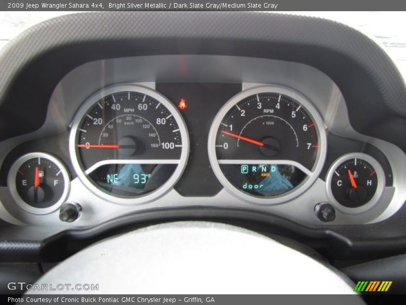 Bright Silver Metallic / Dark Slate Gray/Medium Slate Gray 2009 Jeep Wrangler Sahara 4x4