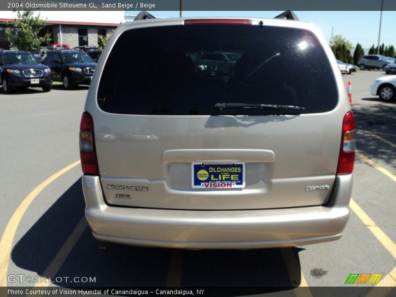 Sand Beige / Beige 2004 Oldsmobile Silhouette GL