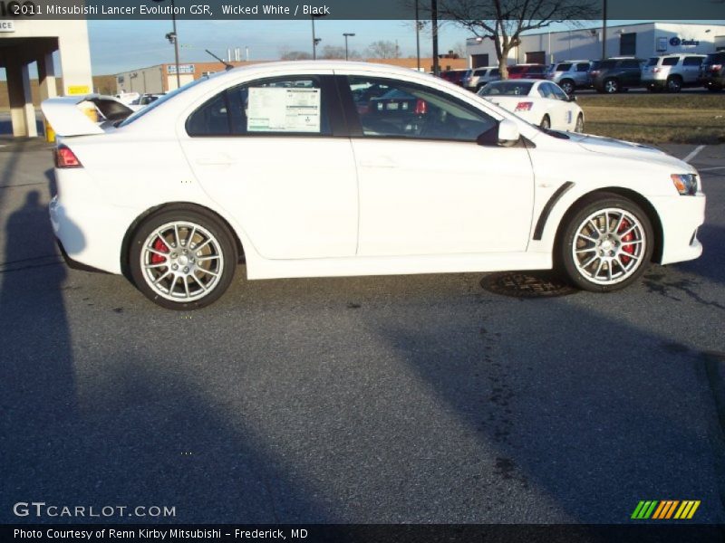 Wicked White / Black 2011 Mitsubishi Lancer Evolution GSR