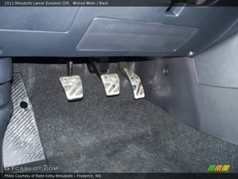 Wicked White / Black 2011 Mitsubishi Lancer Evolution GSR