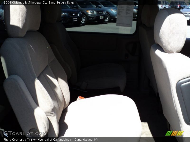 Sand Beige / Beige 2004 Oldsmobile Silhouette GL