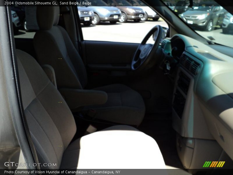 Sand Beige / Beige 2004 Oldsmobile Silhouette GL