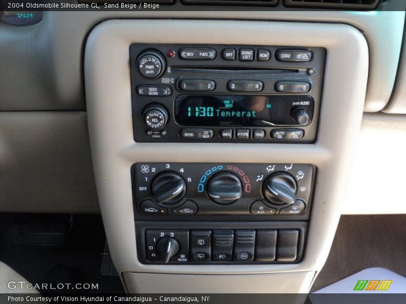 Sand Beige / Beige 2004 Oldsmobile Silhouette GL