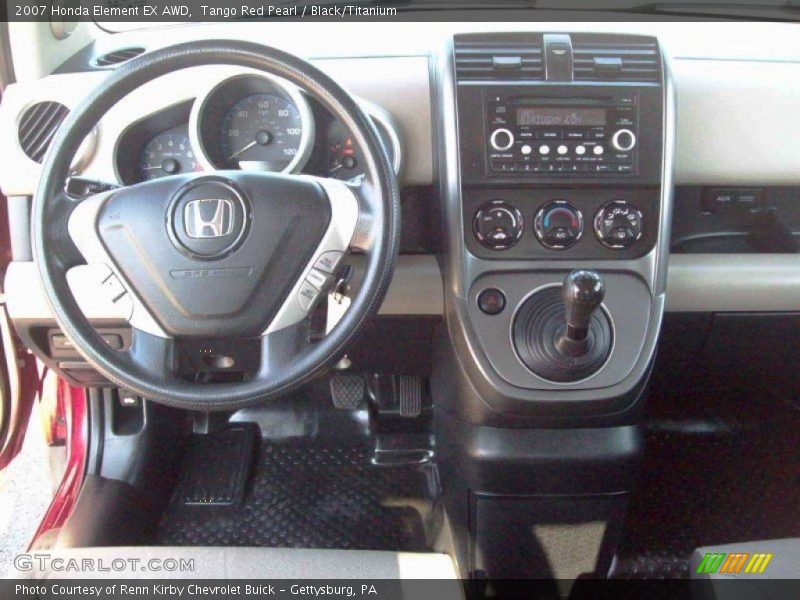 Dashboard of 2007 Element EX AWD