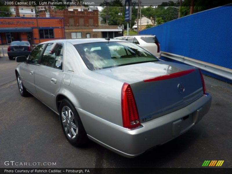 Light Platinum Metallic / Titanium 2006 Cadillac DTS