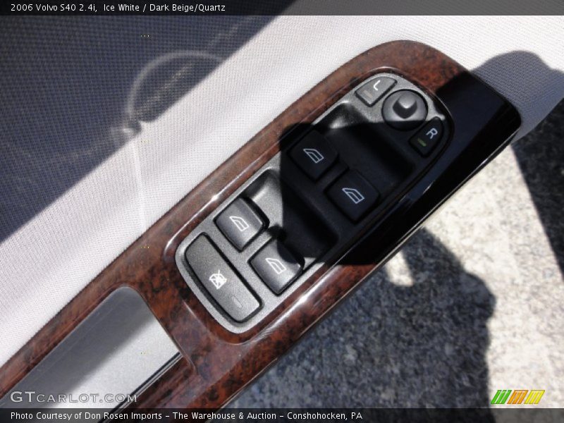Ice White / Dark Beige/Quartz 2006 Volvo S40 2.4i