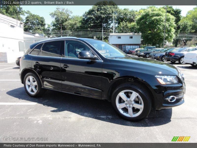 Brilliant Black / Black 2011 Audi Q5 3.2 quattro