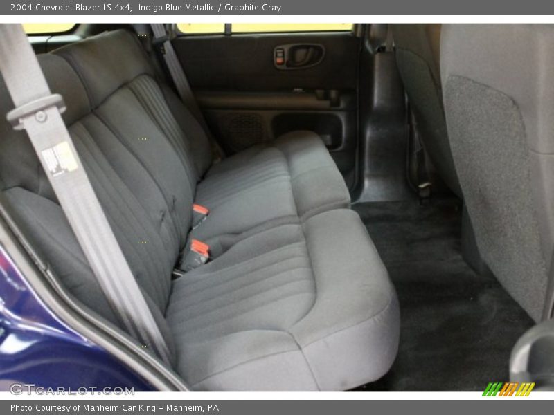 Indigo Blue Metallic / Graphite Gray 2004 Chevrolet Blazer LS 4x4