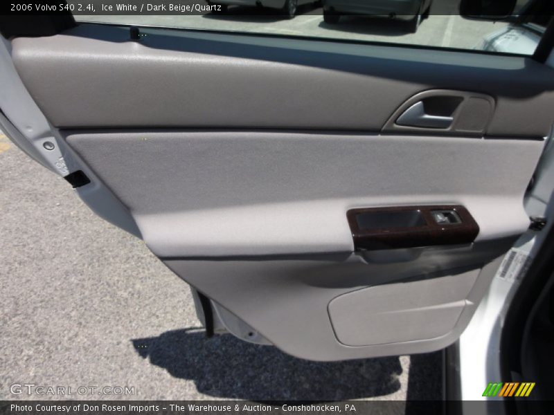 Ice White / Dark Beige/Quartz 2006 Volvo S40 2.4i
