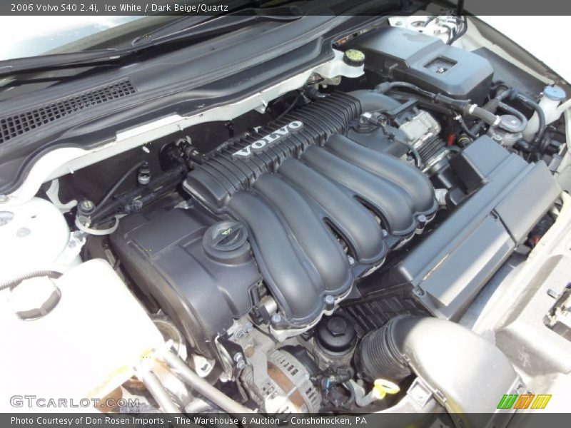 Ice White / Dark Beige/Quartz 2006 Volvo S40 2.4i
