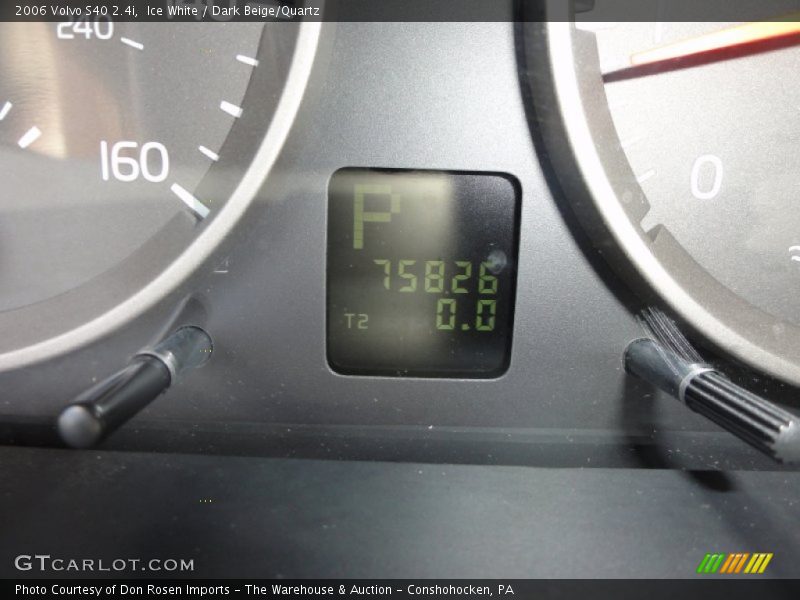 Ice White / Dark Beige/Quartz 2006 Volvo S40 2.4i