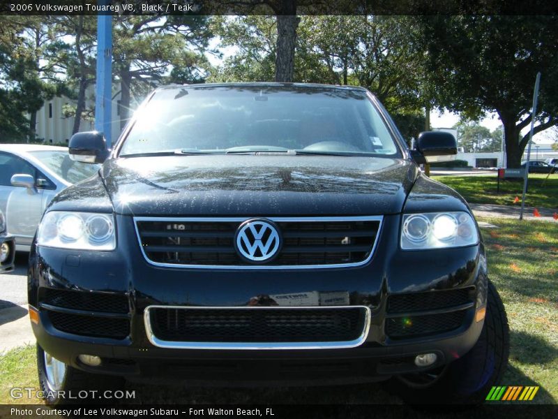 Black / Teak 2006 Volkswagen Touareg V8