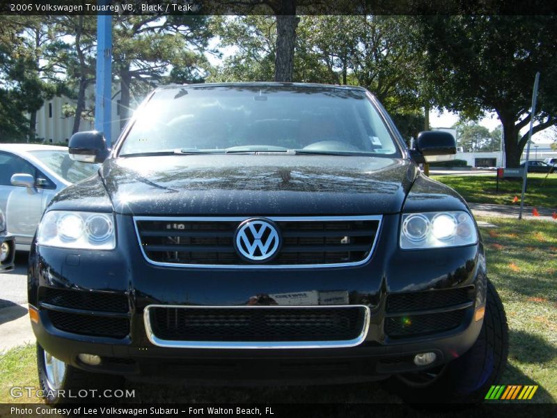 Black / Teak 2006 Volkswagen Touareg V8