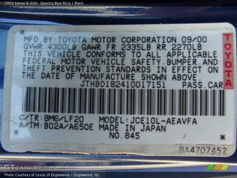 Spectra Blue Mica / Black 2001 Lexus IS 300