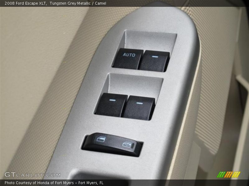 Tungsten Grey Metallic / Camel 2008 Ford Escape XLT
