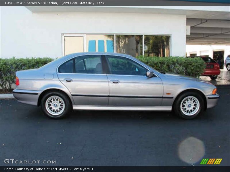 Fjord Grau Metallic / Black 1998 BMW 5 Series 528i Sedan