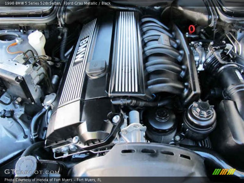  1998 5 Series 528i Sedan Engine - 2.8L DOHC 24V Inline 6 Cylinder