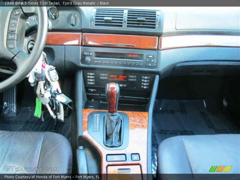Fjord Grau Metallic / Black 1998 BMW 5 Series 528i Sedan