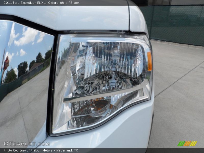 Oxford White / Stone 2011 Ford Expedition EL XL