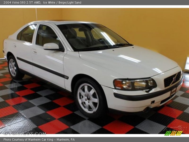 Ice White / Beige/Light Sand 2004 Volvo S60 2.5T AWD