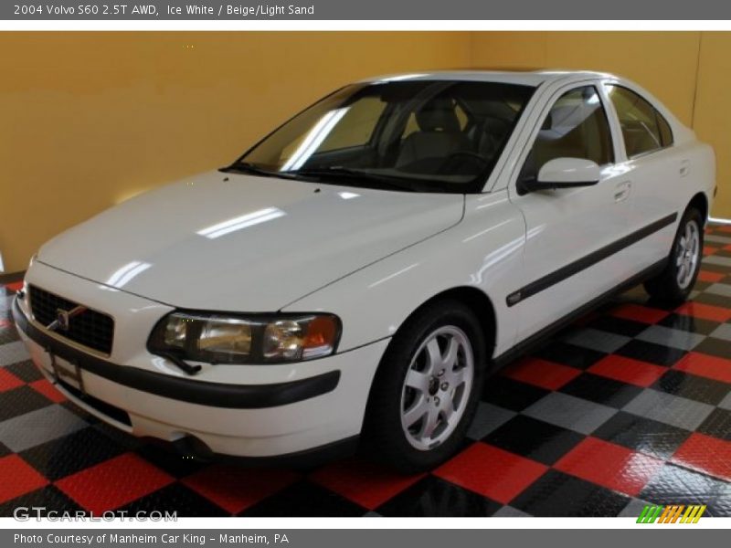 Ice White / Beige/Light Sand 2004 Volvo S60 2.5T AWD