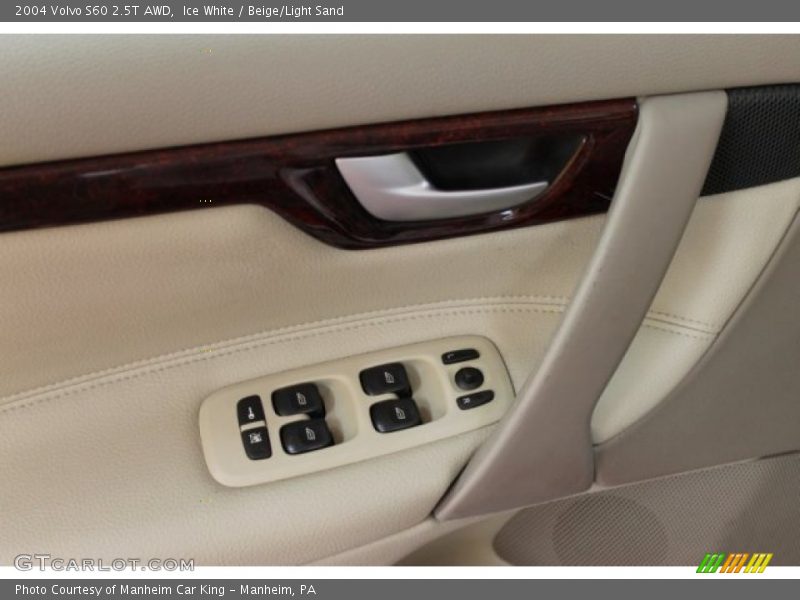 Ice White / Beige/Light Sand 2004 Volvo S60 2.5T AWD