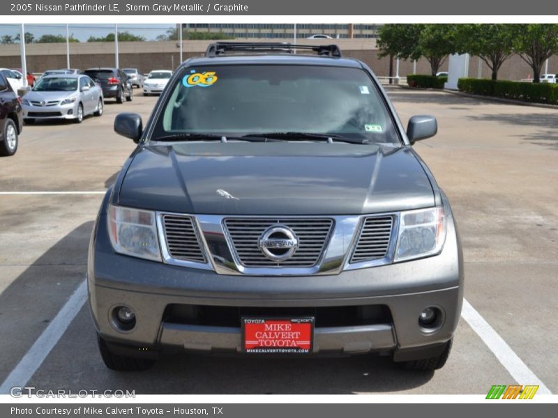 Storm Gray Metallic / Graphite 2005 Nissan Pathfinder LE