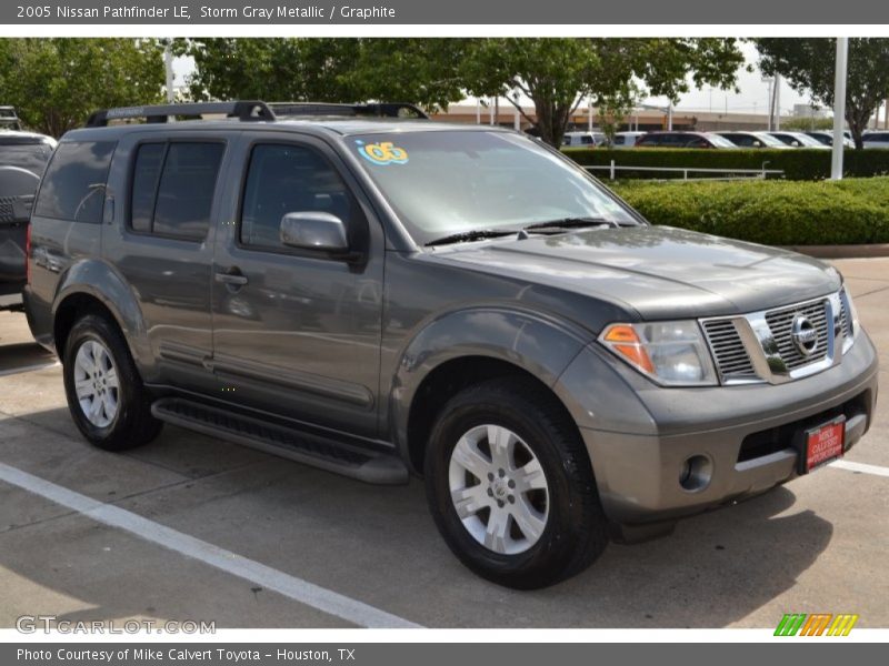 Storm Gray Metallic / Graphite 2005 Nissan Pathfinder LE