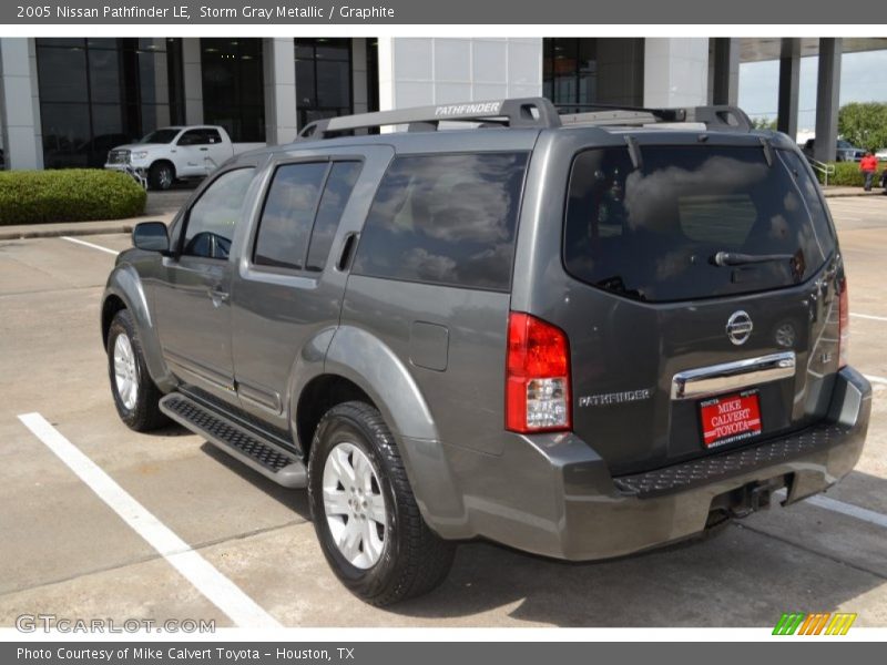 Storm Gray Metallic / Graphite 2005 Nissan Pathfinder LE