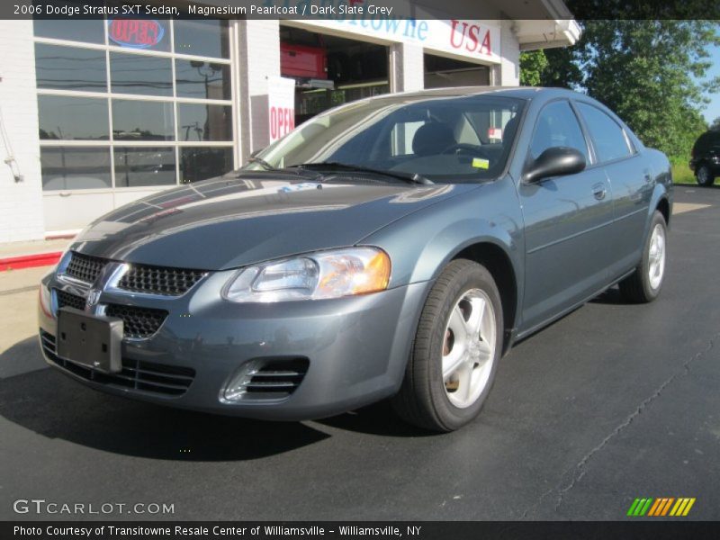 Magnesium Pearlcoat / Dark Slate Grey 2006 Dodge Stratus SXT Sedan
