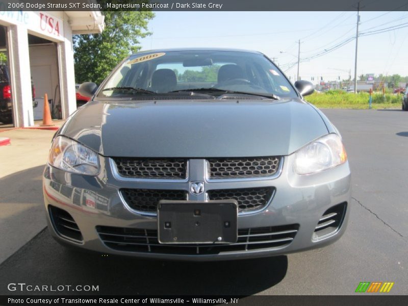 Magnesium Pearlcoat / Dark Slate Grey 2006 Dodge Stratus SXT Sedan