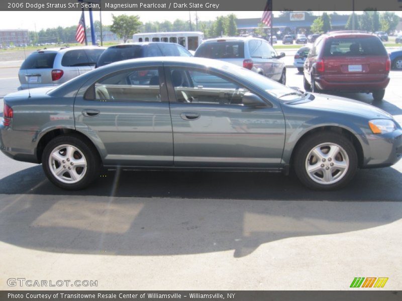 Magnesium Pearlcoat / Dark Slate Grey 2006 Dodge Stratus SXT Sedan