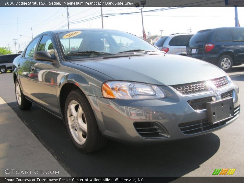 Magnesium Pearlcoat / Dark Slate Grey 2006 Dodge Stratus SXT Sedan