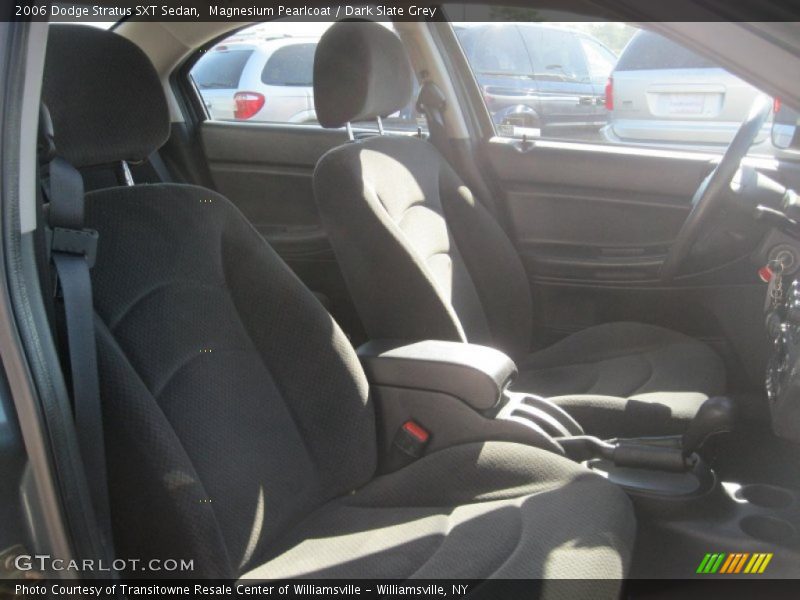 Magnesium Pearlcoat / Dark Slate Grey 2006 Dodge Stratus SXT Sedan