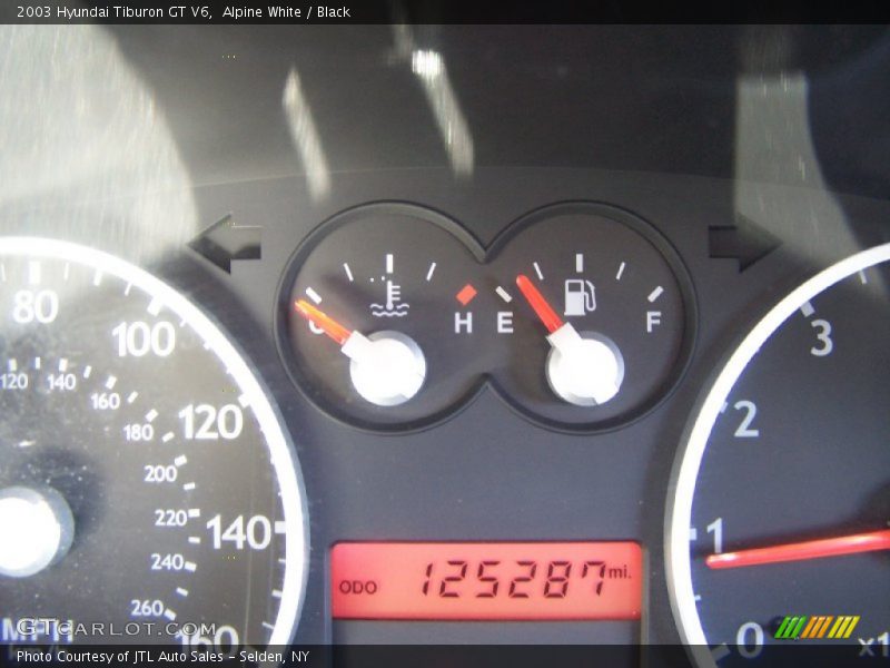 Alpine White / Black 2003 Hyundai Tiburon GT V6