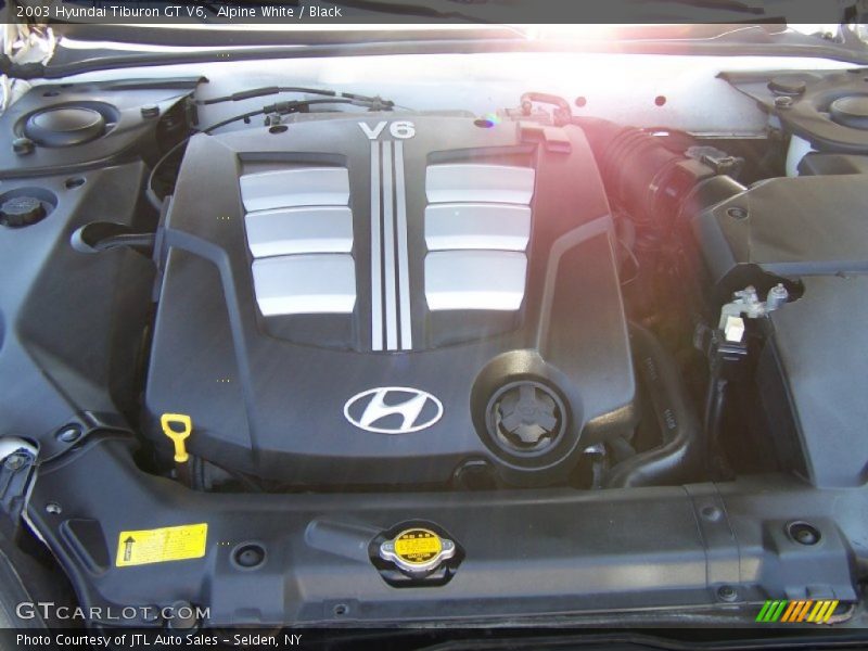 Alpine White / Black 2003 Hyundai Tiburon GT V6