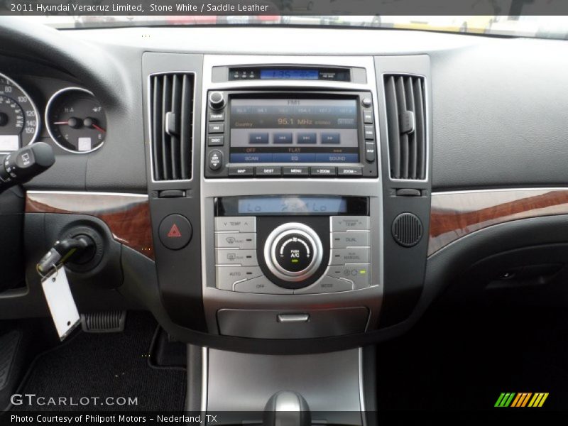 Stone White / Saddle Leather 2011 Hyundai Veracruz Limited
